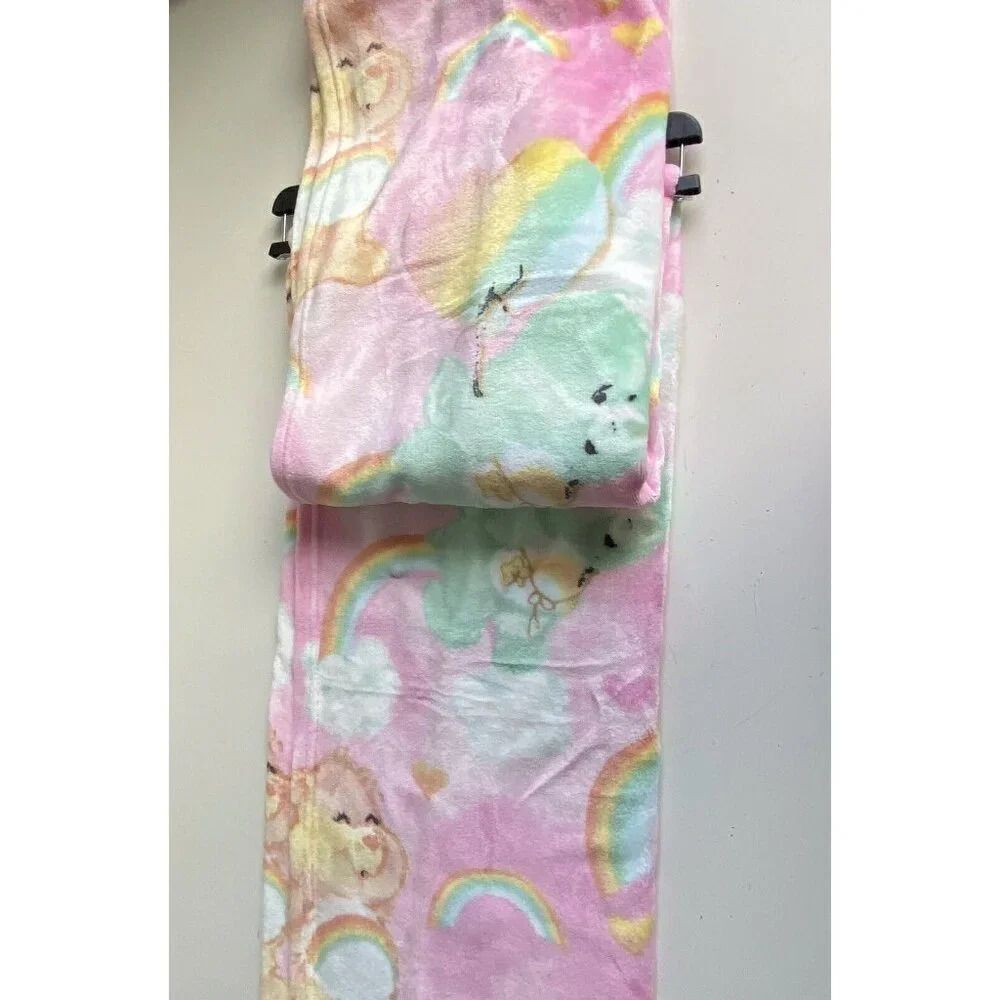 Care Bears Soft Plush Throw Blanket 50 X 70” Rainbow‎ Hearts Love Valentines NEW - Picture 11 of 14